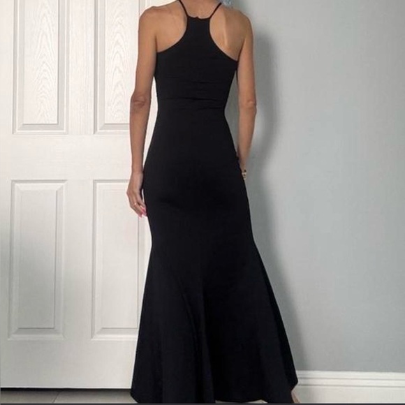 bebe Black Keyhole Body Hugging Maxi Dress - Picture 2 of 6